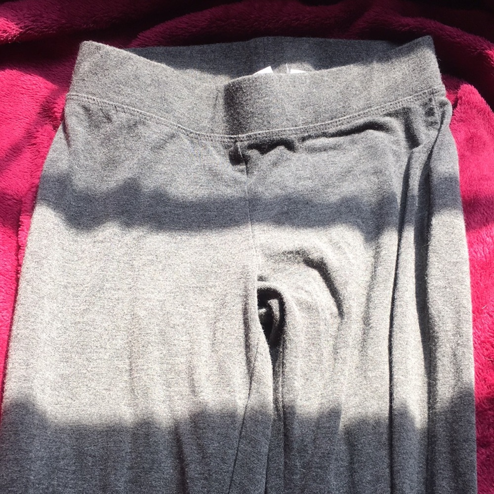 Grey leggings